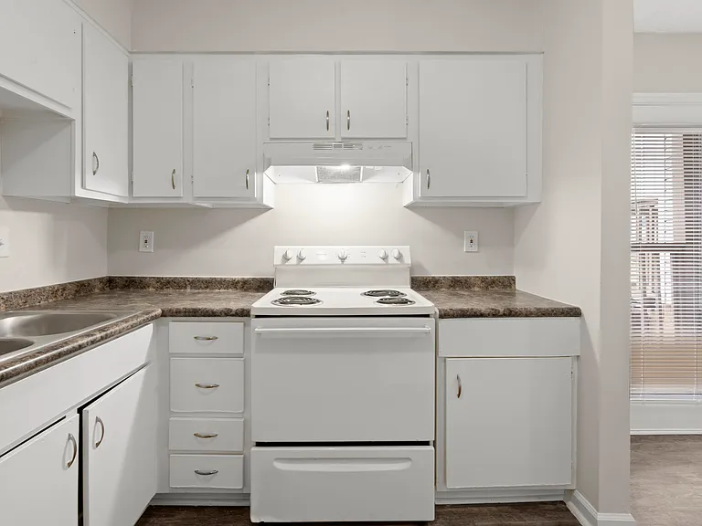 4600 Central Ave — Photo 10