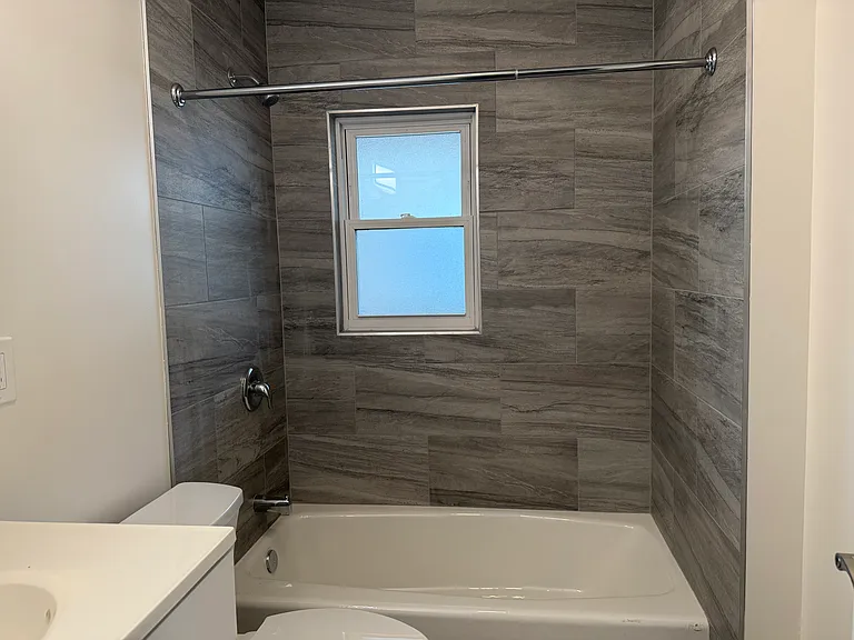 3 Alden St #5 — Photo 6