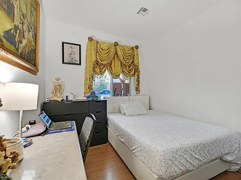513 Beaconwood St — Photo 25