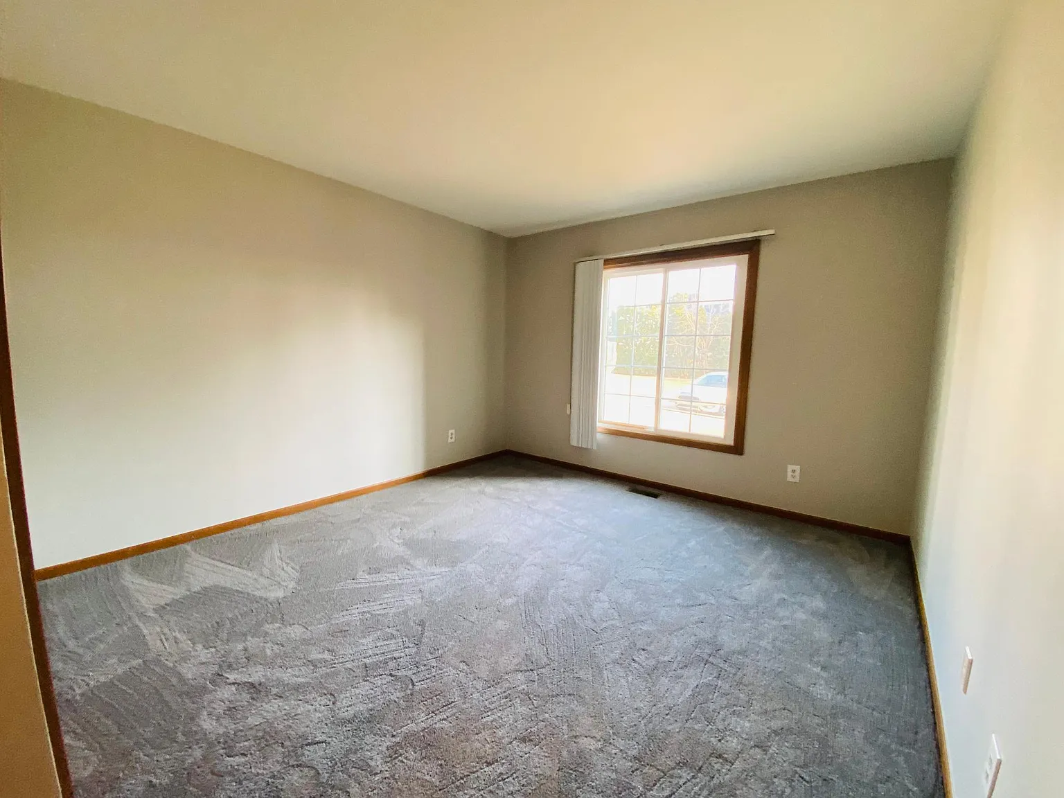 15522 Ashley Ct — Photo 4