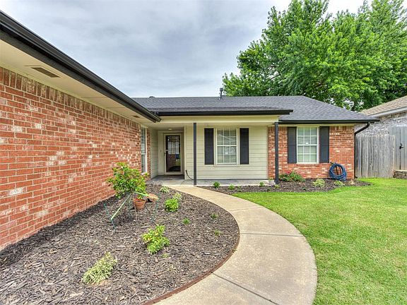 4th image of 1408 Nottoway Dr