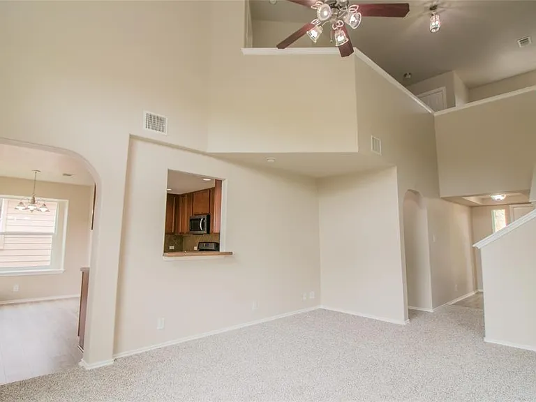117 Otono Loop — Photo 6