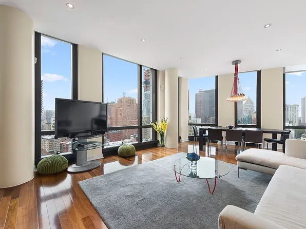 101 Warren St APT 2150, New York, NY 10007
