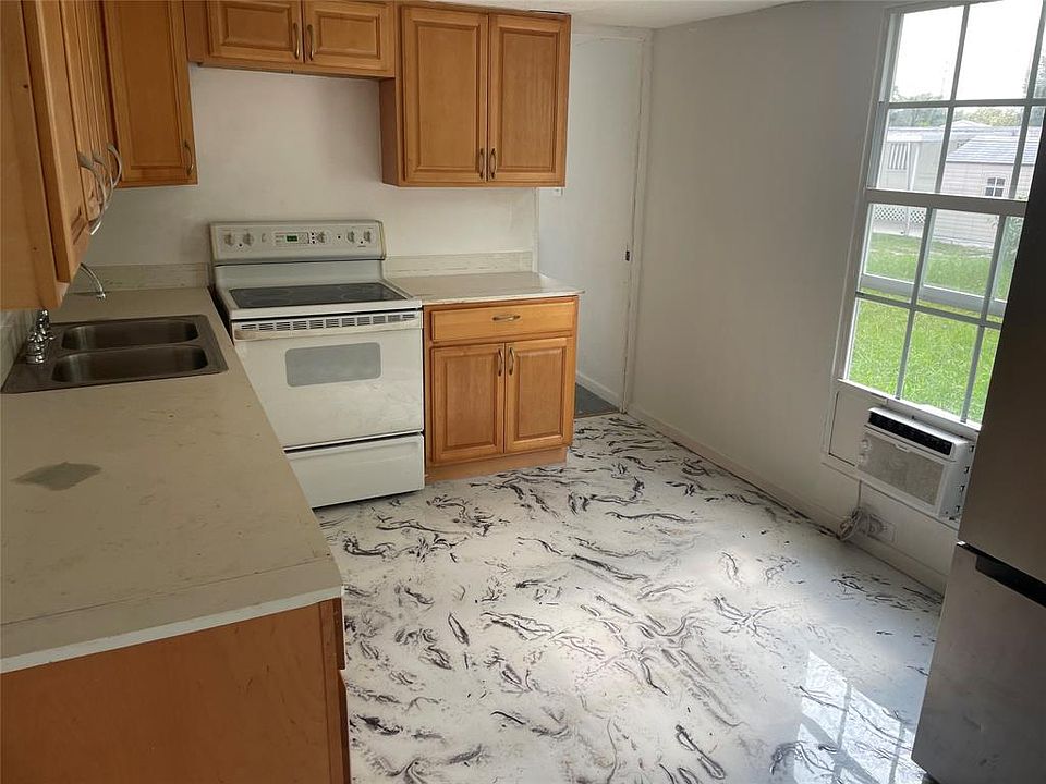 1st image of 8556 Berkley Dr #8556