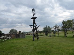 38 Road 3cxs, Cody, WY 82414