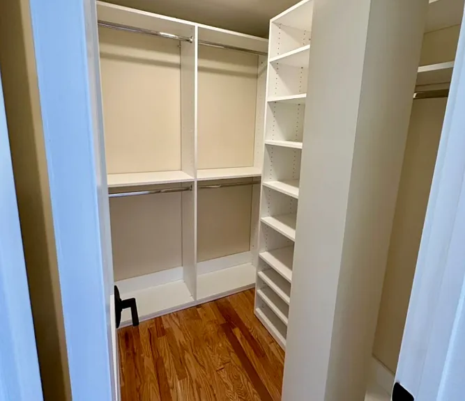 6252 Southwood Ave. — Photo 8