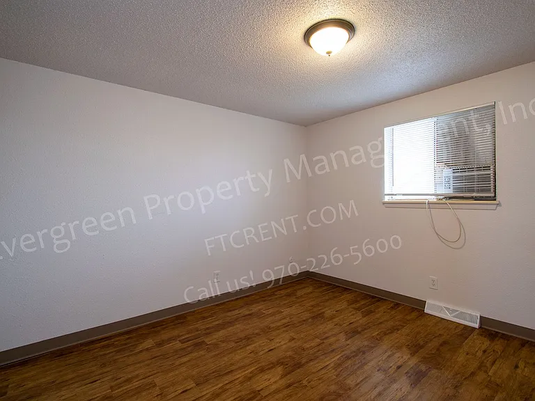 4912 S Iowa Ave — Photo 20