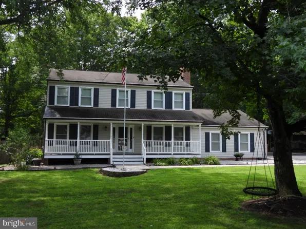 1211 Richmond Dr, Stafford, VA 22554