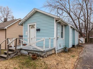 216 N 10th St, Saint Charles, MO 63301