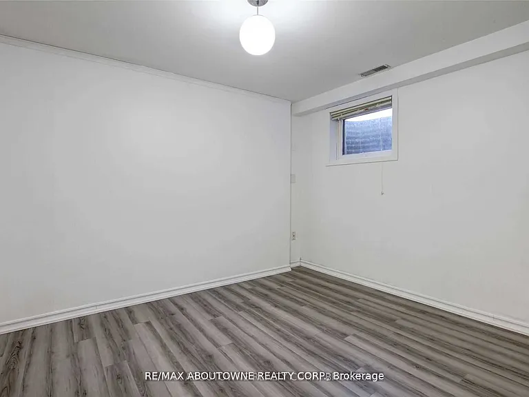 14 Angus Dr #LOWER — Photo 15