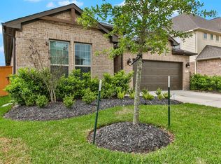 3838 Fleetwood Falls Ln, Spring, TX 77386
