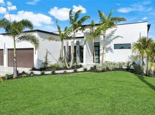 2807 SW 25th Ave, Cape Coral, FL 33914