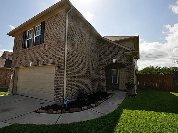 3rd image of 10851 Brittan Leaf Ln