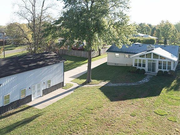 4th image of 8561 Monticello Dr