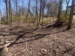 Rosewood Ln, East Stroudsburg, PA