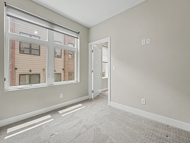 2868 N Hazel Ct — Photo 13