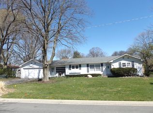 326 E Magnolia St, Arlington Heights, IL