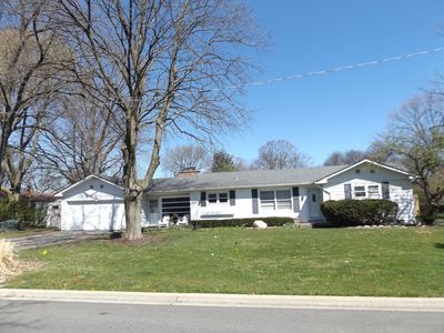 326 E Magnolia St, Arlington Heights, IL, 60005
