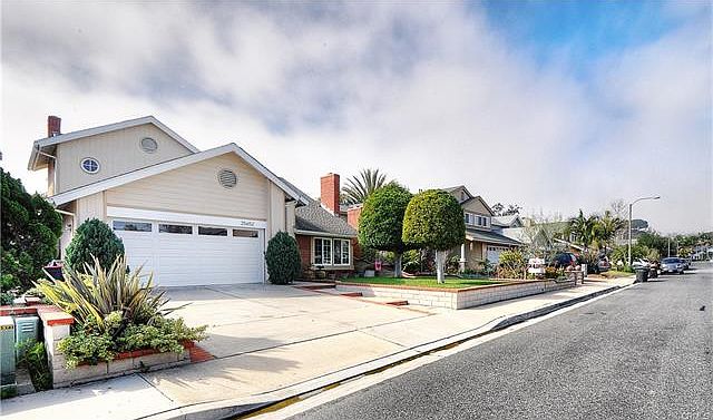 1st image of 25652 Eastwind Dr