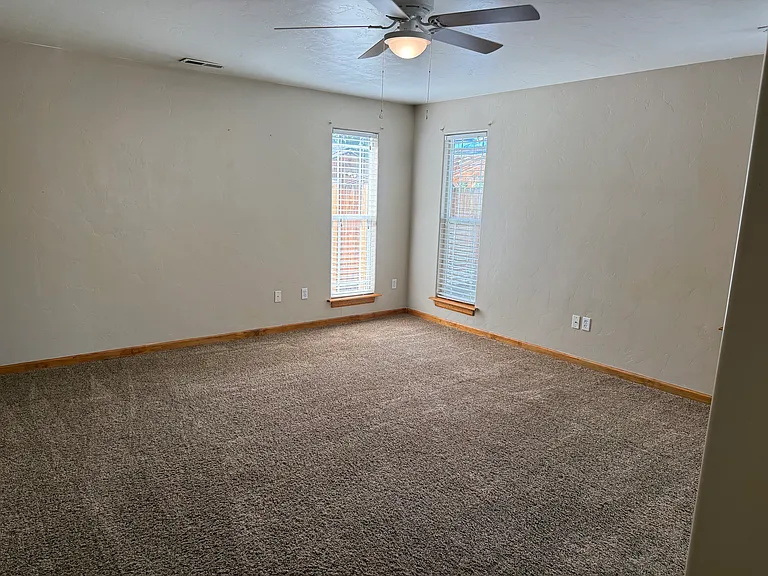 1420 Pinyon Ave — Photo 19