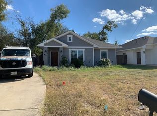 1005 G W Jackson Ave, Corsicana, TX 75110