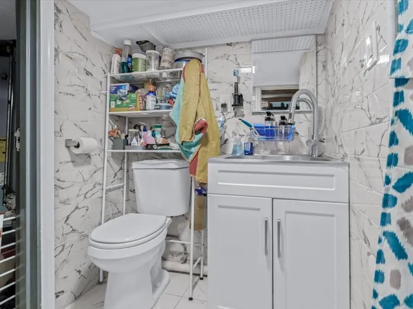 225 Hale Avenue image 21 of 32