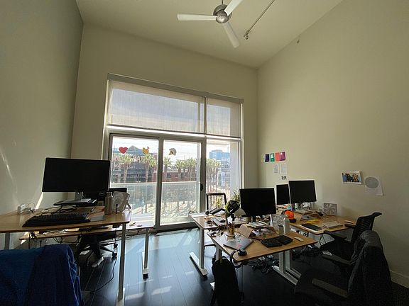 2nd image of 190 King St #401