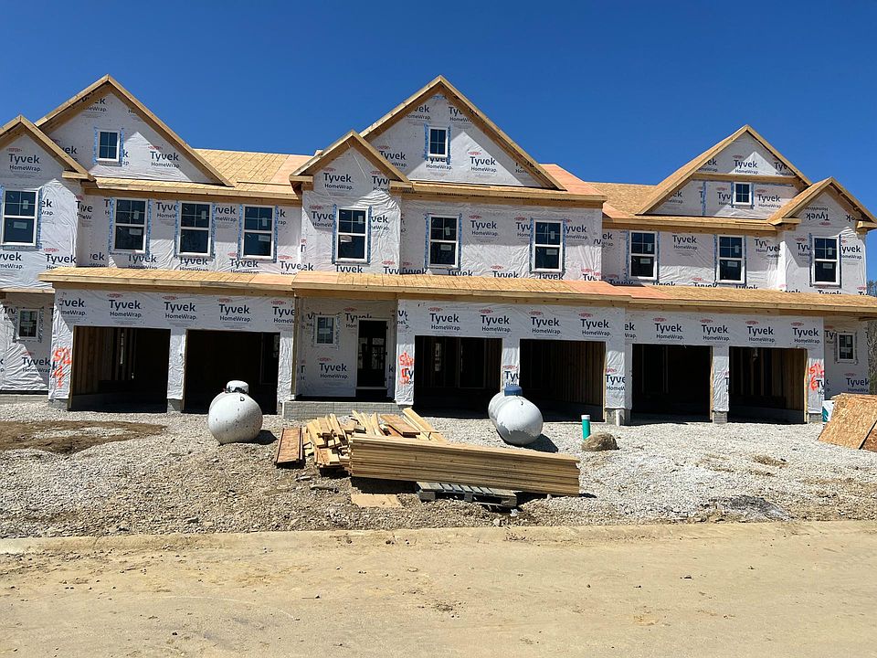 Lucas B exterior