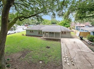 203 Cambridge Ct, New Orleans, LA 70131