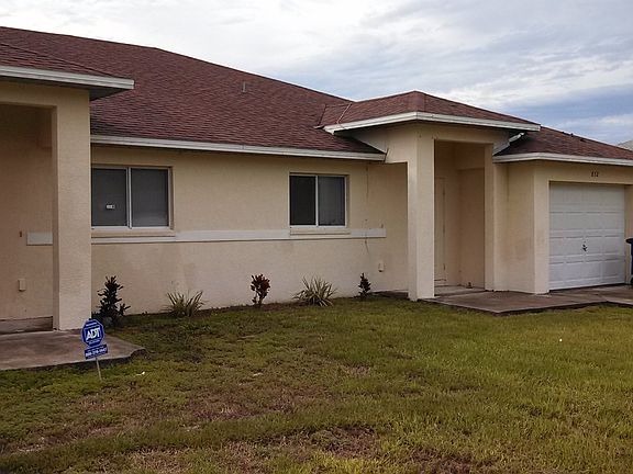 3rd image of 874 Eisenhower Blvd