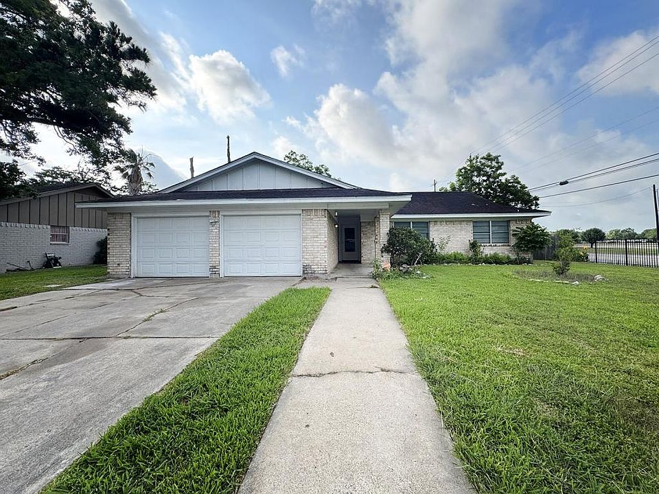 1st image of 102 Tanglewood Dr