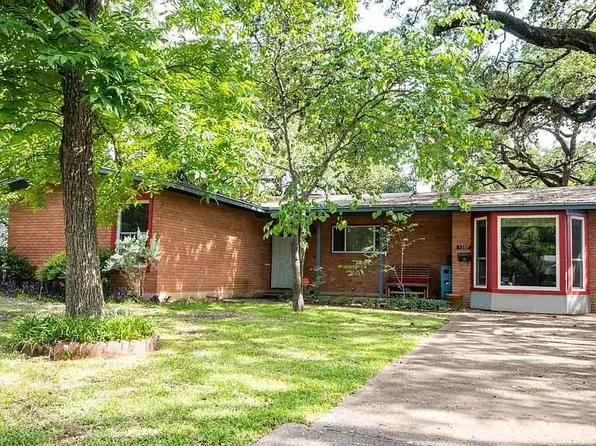 1207 Fieldcrest Dr, Austin, TX 78704