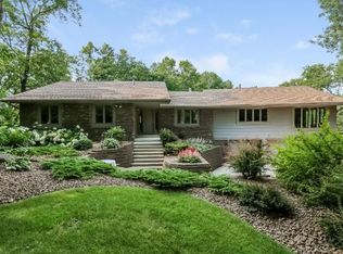 9 N Deep Lake Rd, North Oaks, MN 55127