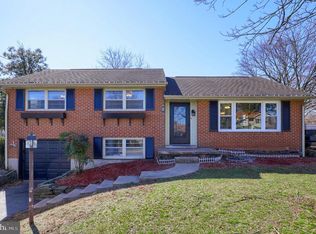 45 Sunset Dr, Manchester, PA 17345