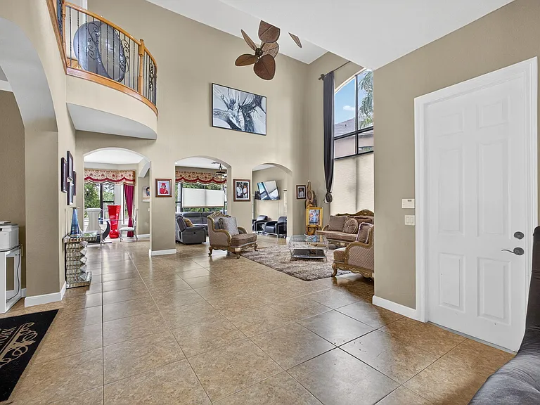 3501 Collonade Dr — Photo 13