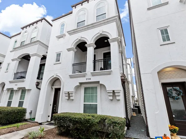 2706 Freund St, Houston, TX 77003