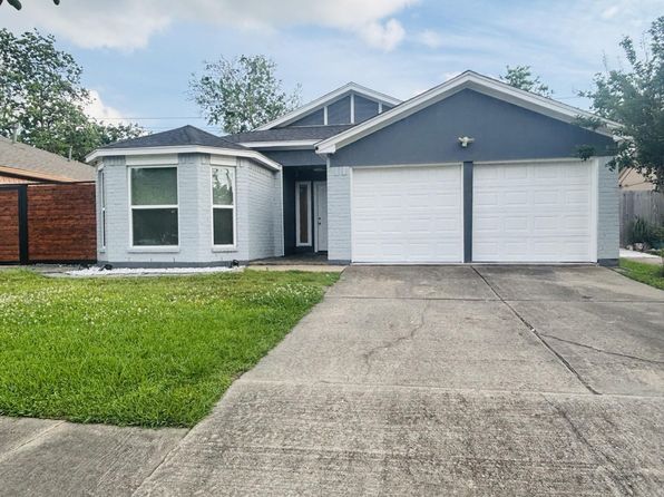 13323 Carvel Ln
