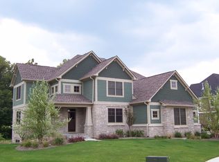 10046 Brooks Edge Cir, Fishers, IN 46040