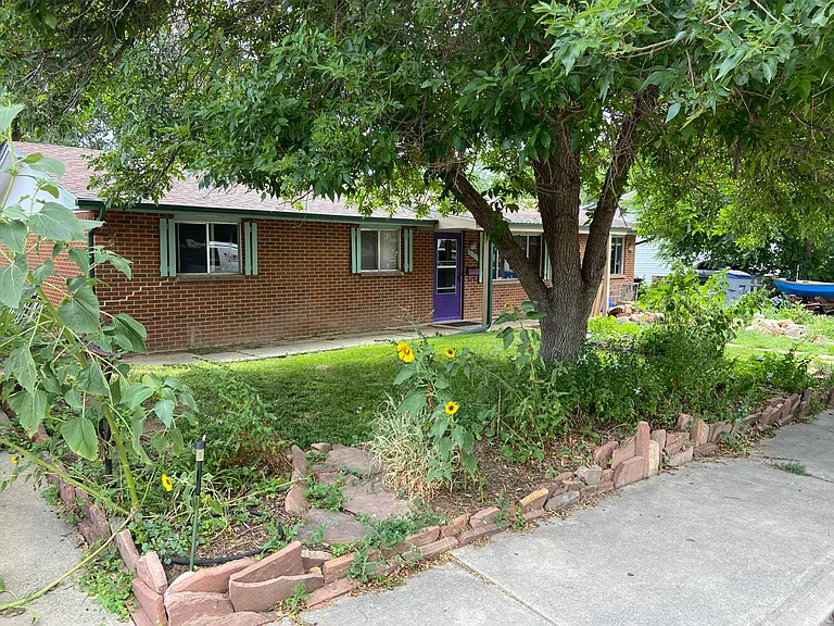 31 Gardner Dr — Photo 2