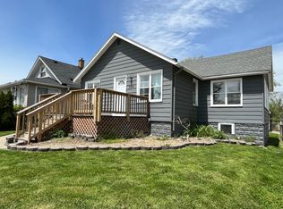 304 Chestnut Ave, Hazel Park, MI 48030