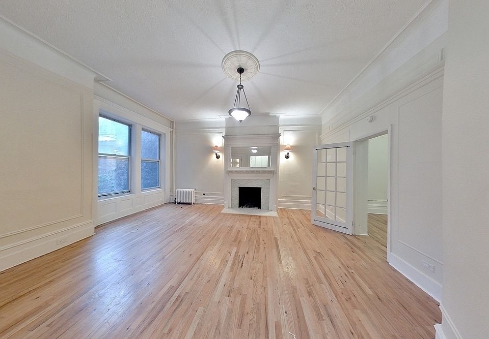 1st image of 228 W 72nd St #4B