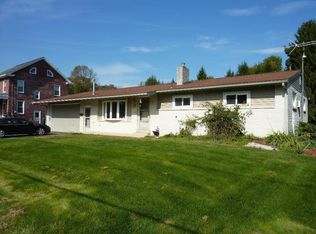 2265 State St, East Petersburg, PA 17520