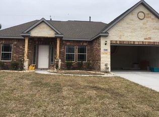2305 Hedgerose Ln, Bay City, TX 77414