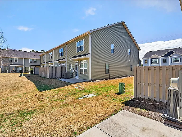 217 Button Willow St — Photo 23