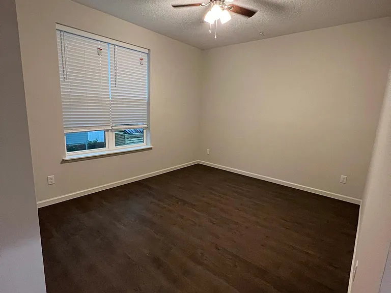 220 N 2nd St #2A — Photo 10