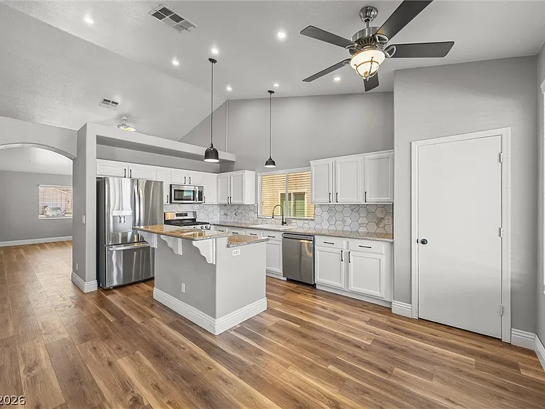 328 Waterwheel Falls Dr — Photo 11