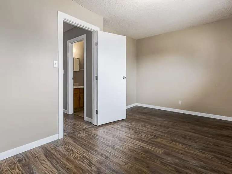 47 Arrowhead Rd #1 — Photo 8