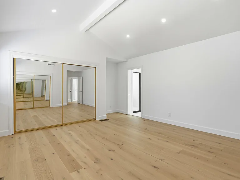 1104 Lautrec Ter — Photo 20