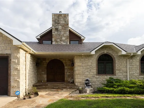 Wildflower Rd, Olsburg, KS 66520