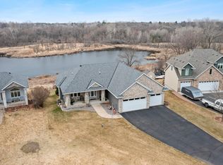 707 Bergman Ct, Isanti, MN 55040